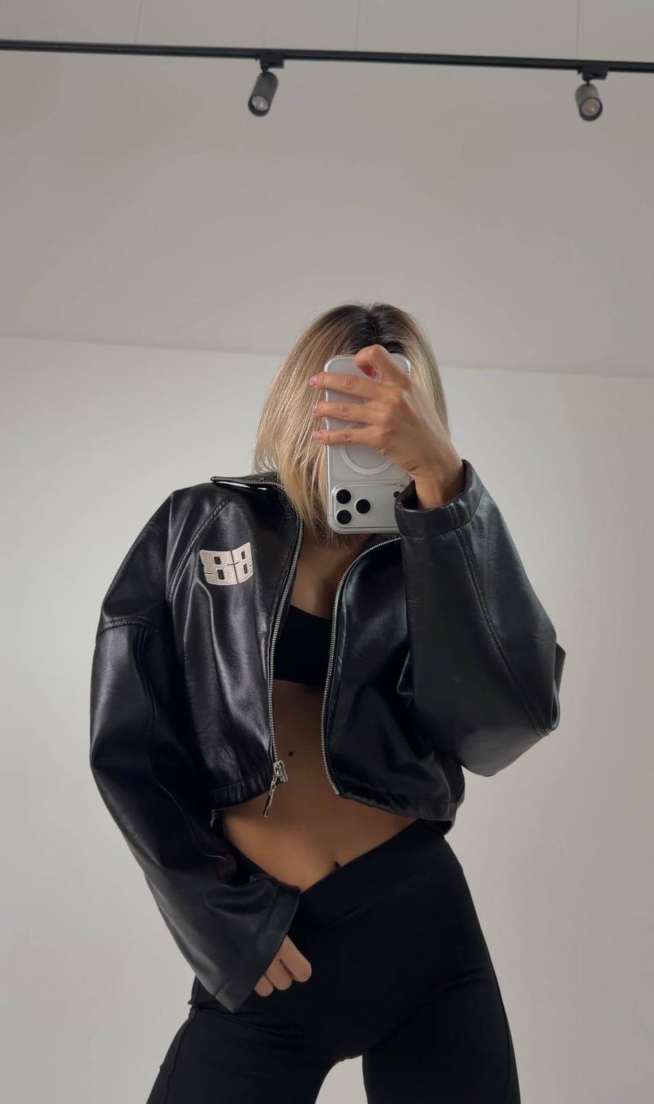Куртка AVIATOR 01, цвет Black — кадр 2